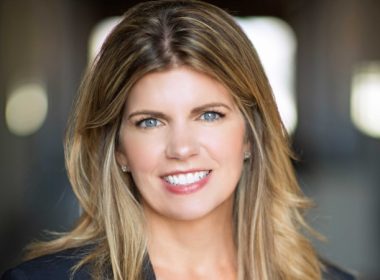 Corporate Headshot of Business Women in Dallas TX