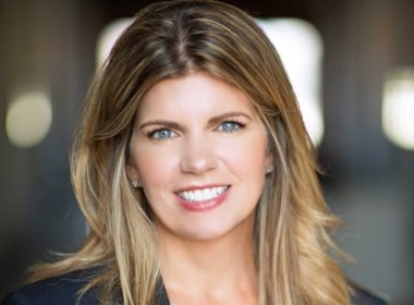 Corporate Headshot of Business Women in Dallas TX